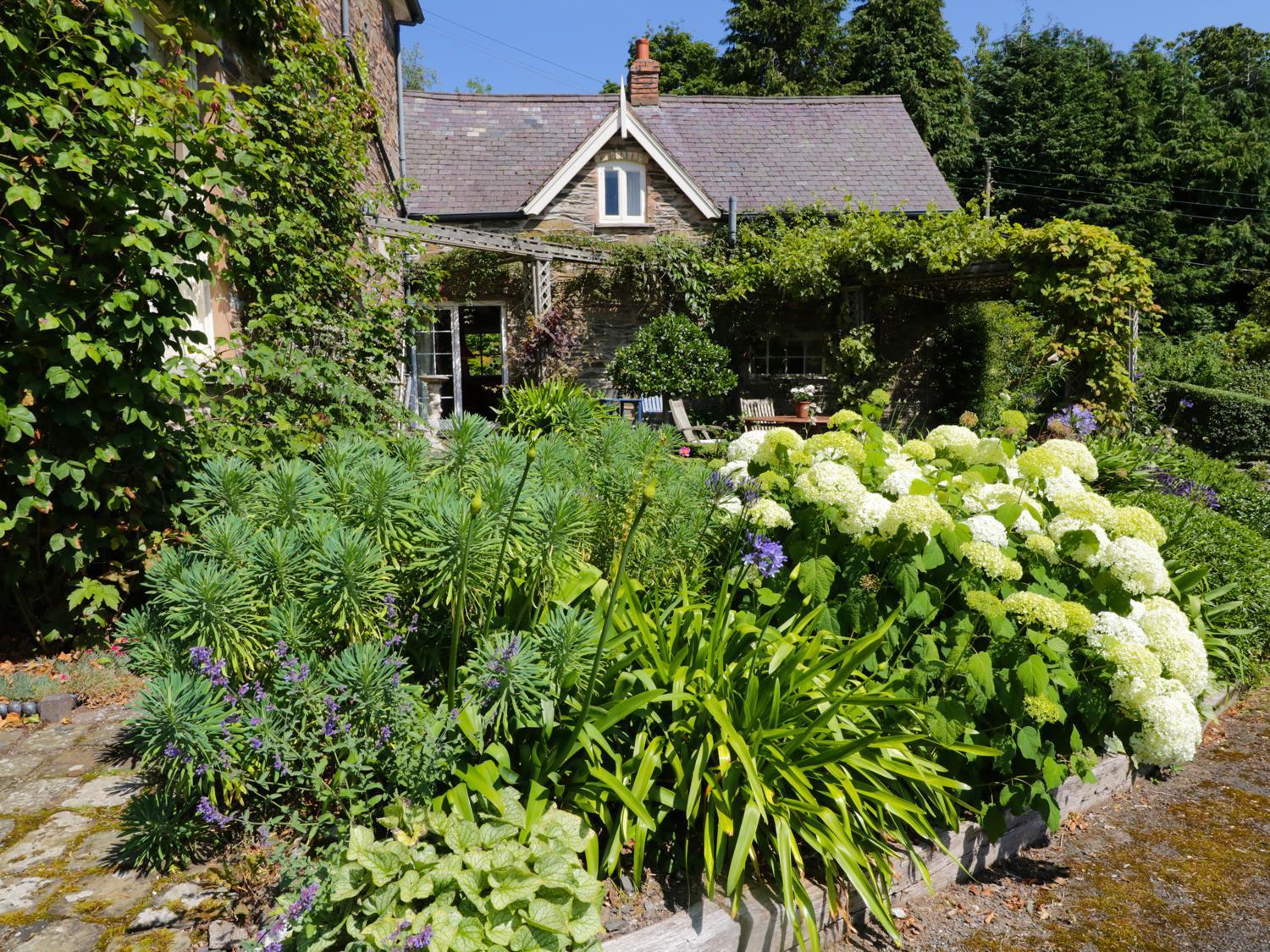 Aber Clwyd Manor Villa Derwen Екстериор снимка